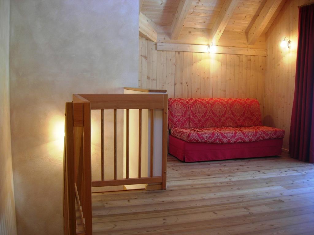 Appartments Helvetia Villabassa Oda fotoğraf