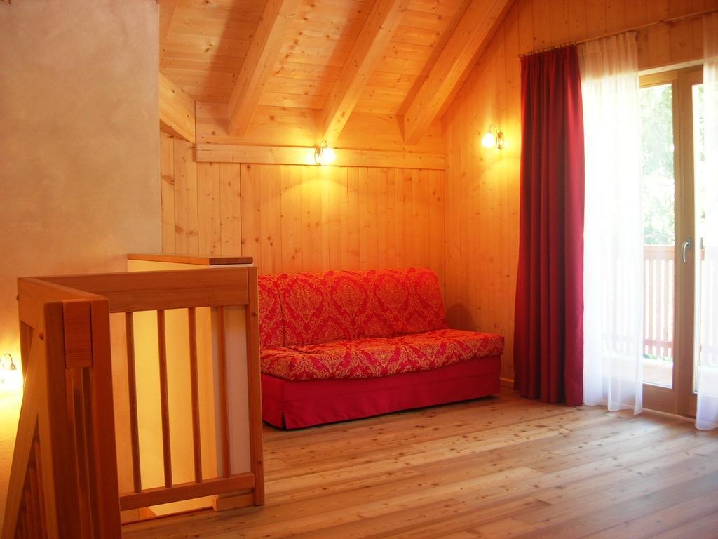 Appartments Helvetia Villabassa Oda fotoğraf